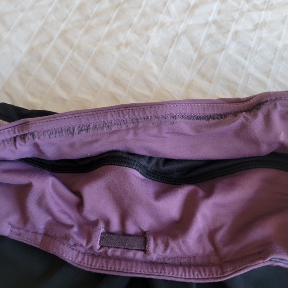 Lululemon Black Workout Shorts - Picture 5 of 5